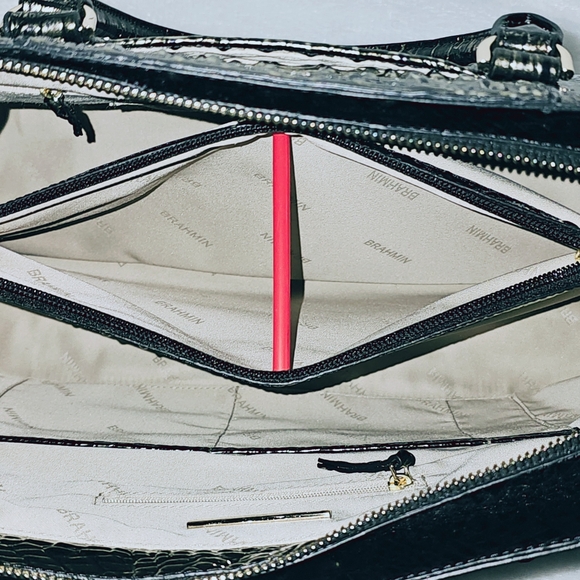 NWT Brahmin ONYX Finley Carryall - Picture 9 of 15